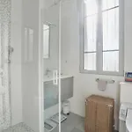 Appartement Luxueux Avec Terrasse Et Parking