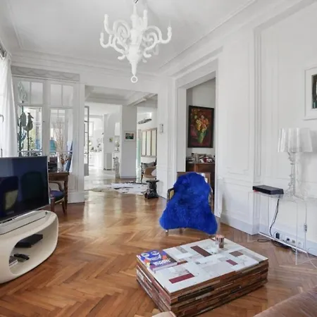 Luxueux Avec Terrasse Et Parking 公寓